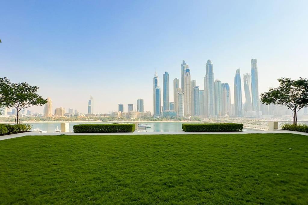 Appartamento Stunning Beachfront 1br In Palm Jumeirah *