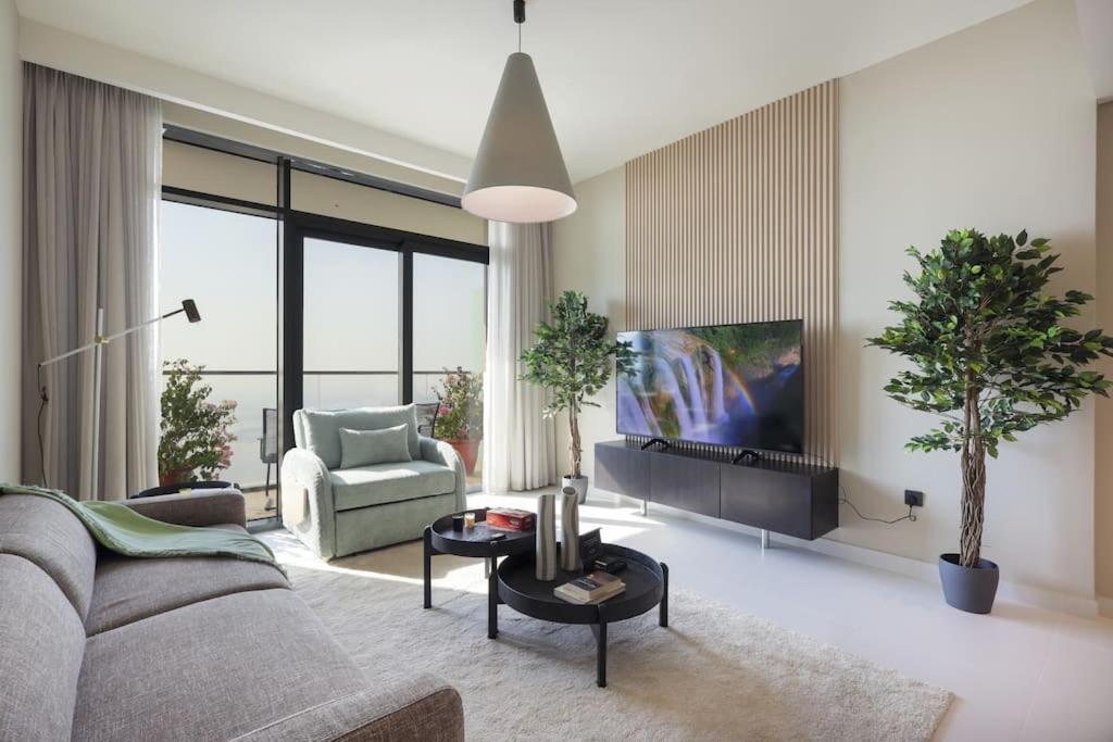 Stunning Beachfront 1br In Palm Jumeirah Appartamento